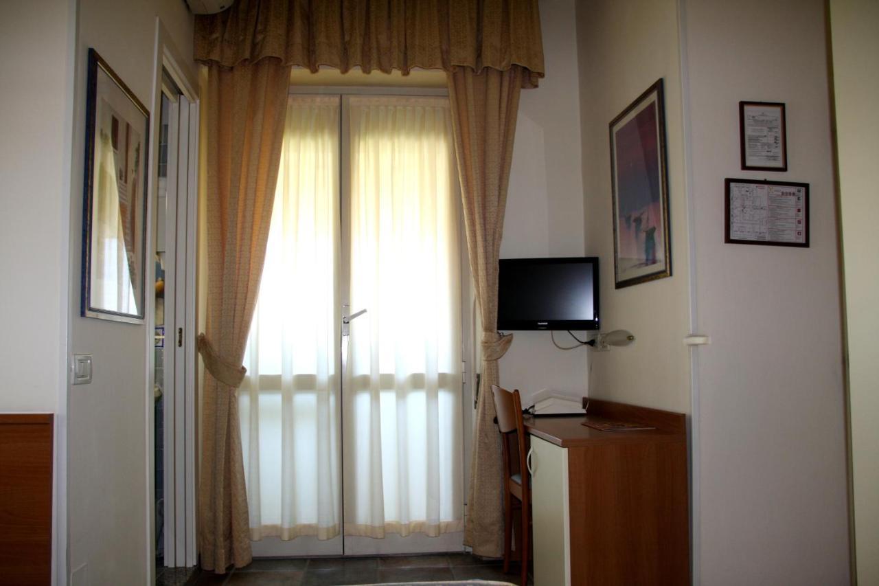 Hotel Angela Fano Extérieur photo