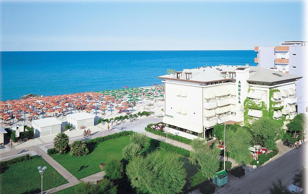 Hotel Angela Fano Extérieur photo
